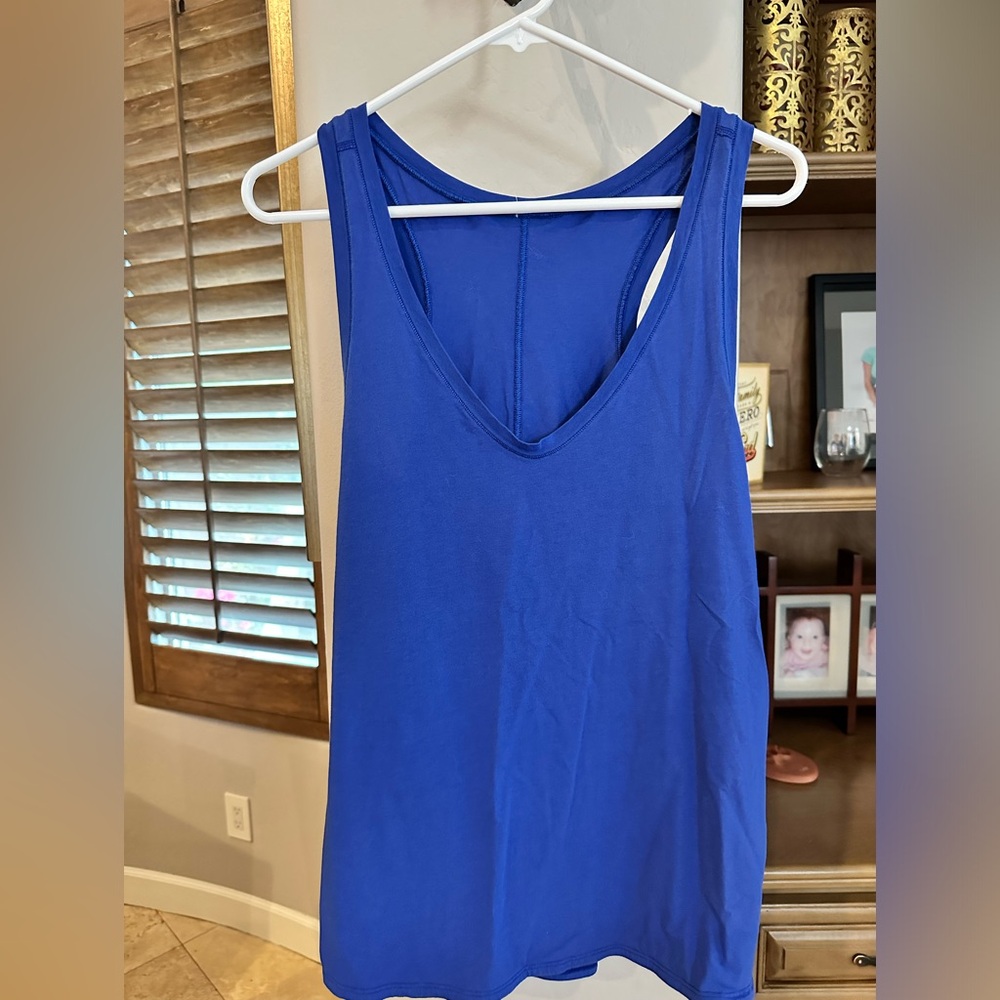 Lululemon tank top